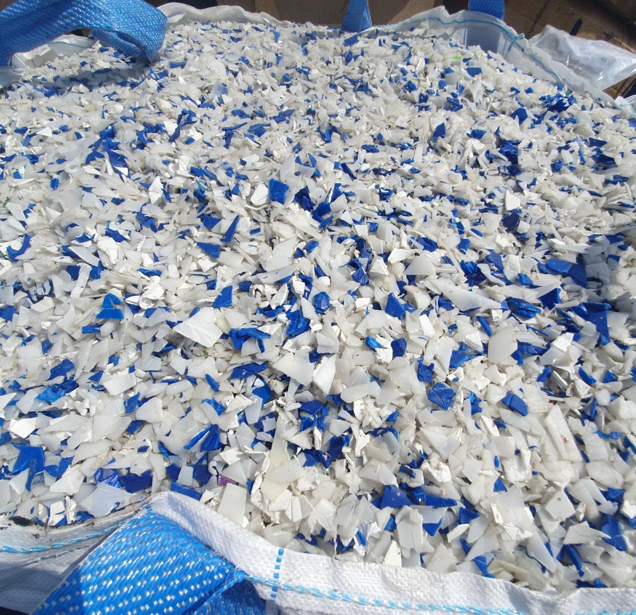 HDPE Blow Grade blue & white