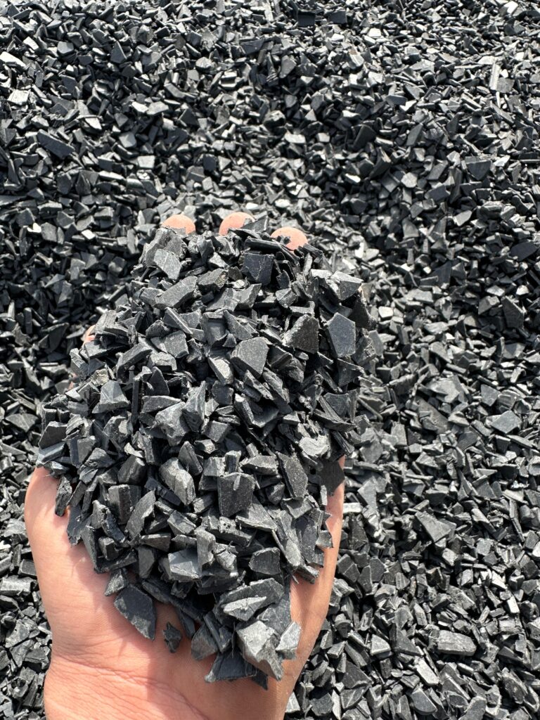 PP Black Injection Regrind of Pallets