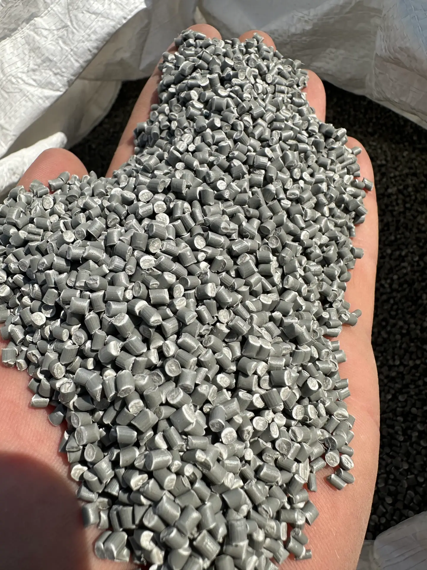 pp silver plastic granules UAE